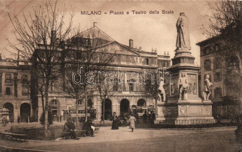 Milano, square, theatre, statue