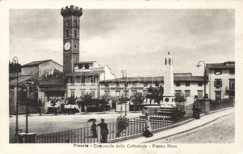 Fiesole, Piazza Mino / square, bell tower of the cathedral, restaurant