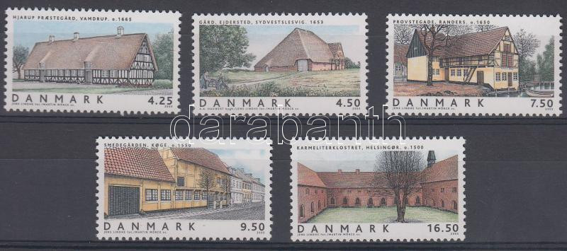 Lakóházak sor, Domestic houses set