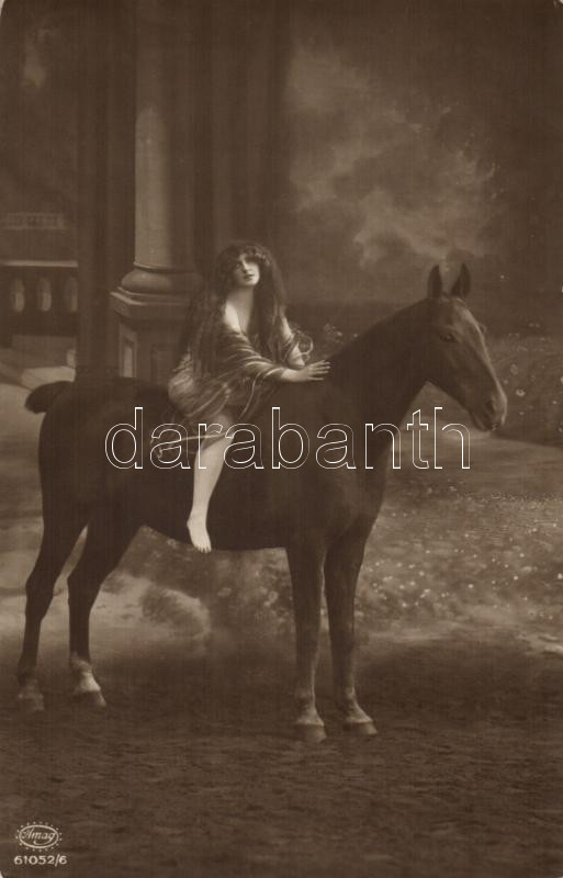 Woman with horse 'Amag 61052/6', Hölgy lóval 'Amag 61052/6'