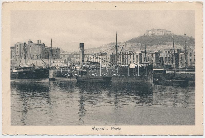 Naples, Napoli; port / ships, view