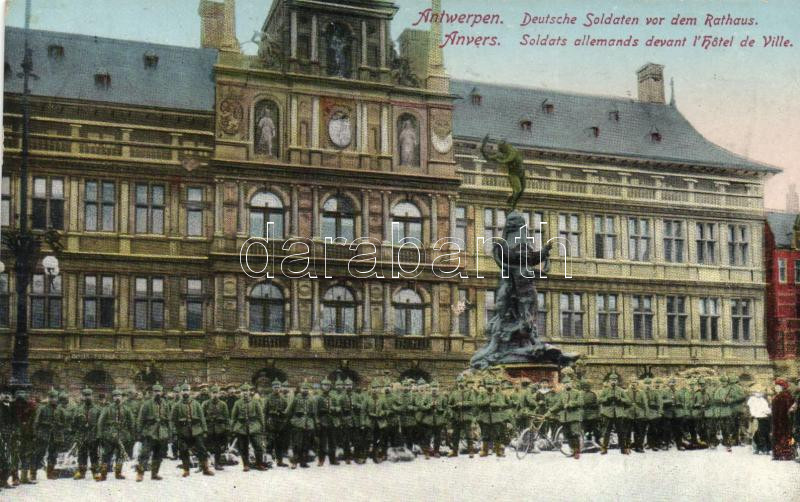 Antwerpen, Anvers; German soldiers in front of the town hall