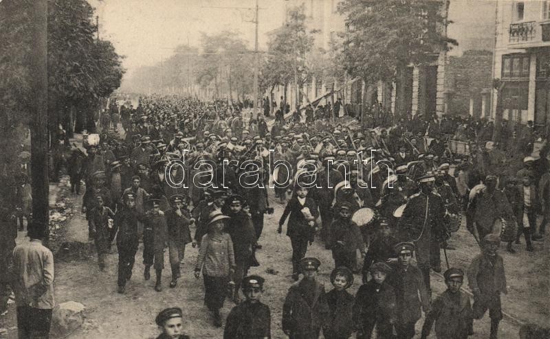 Sofia, Abmarsch des Heeres zur Grenze / Russian soldiers leaving the country