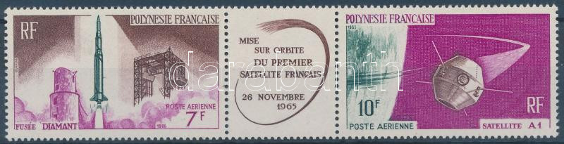 The first French satellite stripe of 3, Az első francia műhold hármascsík