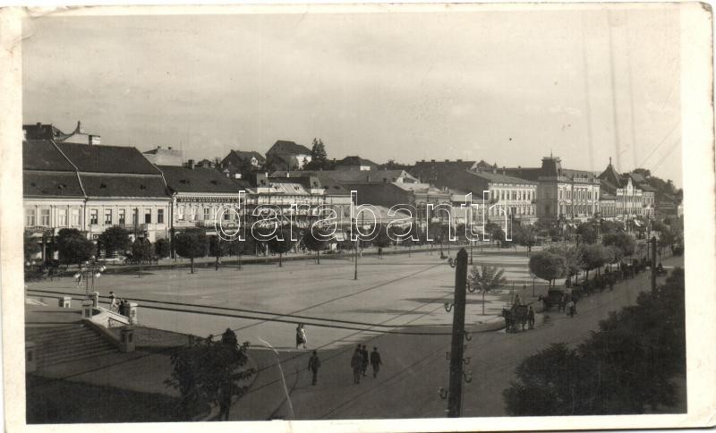 Marosvásárhely, Főtér, Targu Mures, Main square, bank, pharmacy