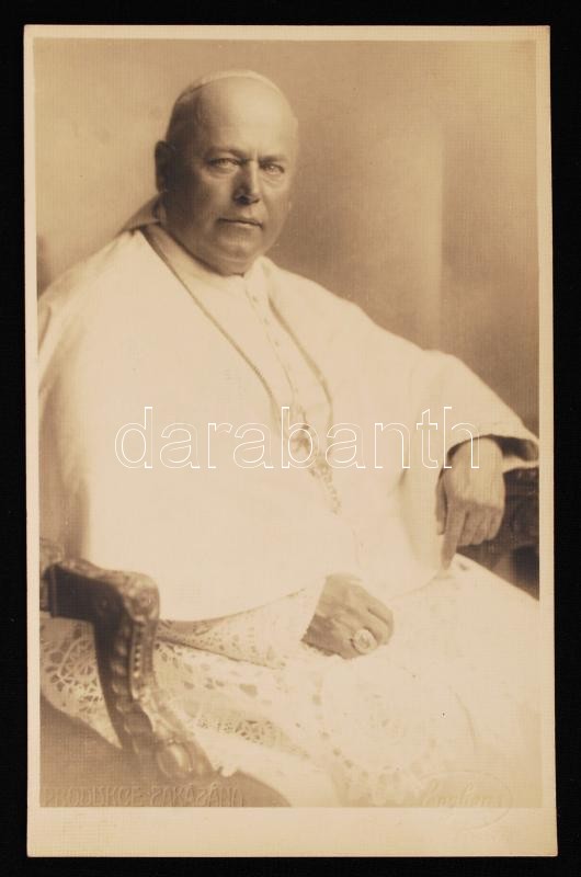 cca 1920 Püspök fotója. Csehországi műteremből / Czech bishop photo 9x13 cm