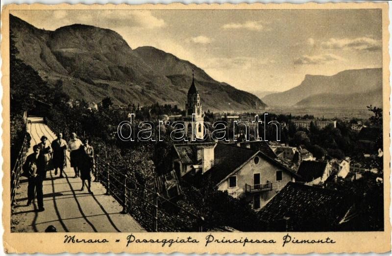 Merano, Meran; Passeggiata Principessa Piemonte / promenade, church