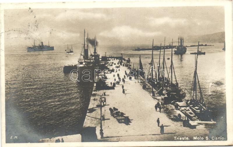 Trieste, molo S. Carlio, ships