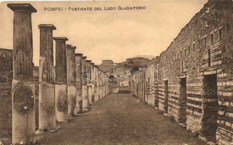 Pompei, porch of gladiators