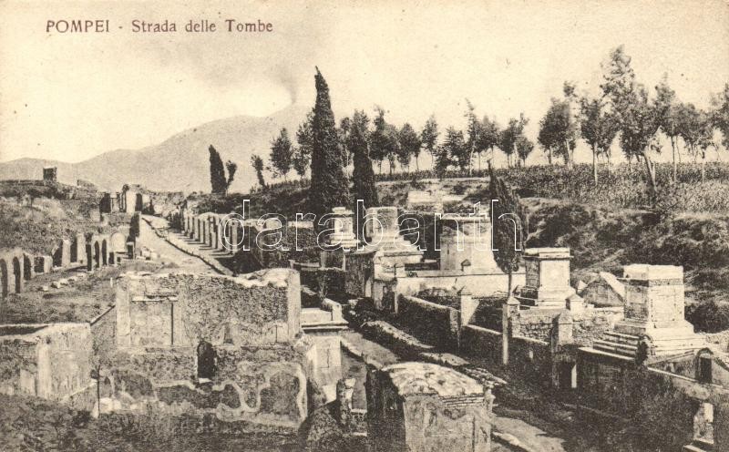 Pompei, Strada delle Tombe