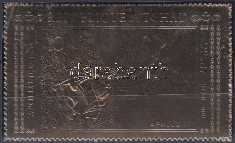 Space research: Apollo 11 golden foiled stamp, Űrkutatás: Apolló 11 aranyfóliás bélyeg