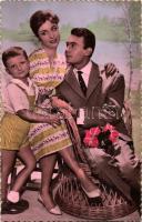 15 db MODERN használatlan motívumlap; családok sorozat / 15 modern unused motive cards; families ser...