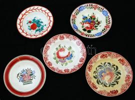 5 db Hollóházi népi mintás kerámia tányér, jelzettek, apró lepattanásokkal, d: 24 cm