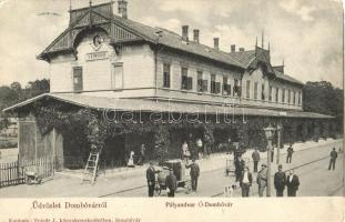 Dombóvár, Vasútállomás (EK)