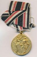 Németország/Weimari Köztársaság 1921. "Német Háborús Emlékérem" aranyozott Br kitüntetés m...