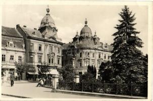 Kolozsvár, Mátyás király tér / square