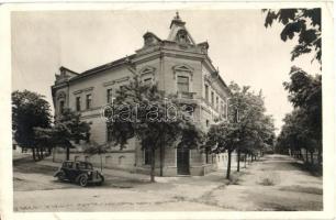 Ipolyság, Magyar királyi állami gimnázium / grammar school, automobile (EB)