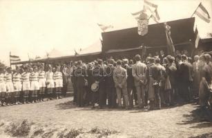 Ganzgyári labdarúgó csapat és vezérkar a sportpálya avatásának megnyitóján / Hungarian football team at the opening of the sport field photo