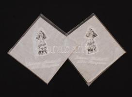 2 darab, II. János Pál pápa 1991. évi magyarországi látogatása alkalmából készült halasi csipke terí...