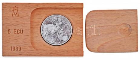 Spanyolország 1989. 5E Ag fa dísztokban, sorszámozott tanúsítvánnyal T:2 (exPP)
Spain 1989. 5 Ecu Ag...