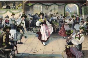 38 db RÉGI folklór témájú motívum lap, benne néhány fotó, egy litho valamint egy dombornyomott lap /...