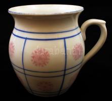 3 db bögre, kettőn hajszálrepedések, matricások, egyik jelzett, m:9,5 cm