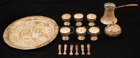 Török, fém  kávékínáló készlet indamintás díszítéssel