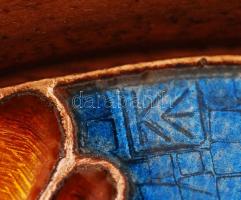 Kovács Erzsébet (1953-): Tűzmadár. Tűzzománc, réz lemez, jelzett, keretben, d:13 cm