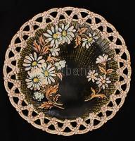 Josef Steidl Znaim fajansz dísztányér, kézzel festett, jelzett, máz hibákkal, d: 31 cm