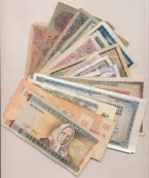 30db vegyes magyar és külföldi bankjegy T:vegyes