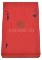 1957. "Kiváló Szolgálatért Érdemérem" zománcozott aranyozott kitüntetés mellszalagon, dísz...