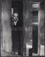 cca 1975 Szerencsés János: Madártenyésztő I-V., pecséttel jelzett vintage fotóművészeti alkotás, 5 d...