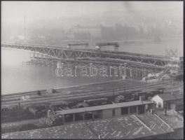 cca 1936 A Horty Miklós híd építése, ismeretlen szerző három felvétele a pesti hídfő irányából, kora...