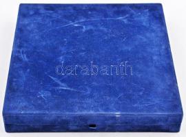 2004. "Balassi Bálint - Júlia" porcelán plakett tokban. Szign.: Takács (158x185mm) T:1