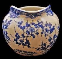 4 db keleti motívumos tojáshéj porcelán csésze + hozzá tartozó alj, kézzel festett, jelzett, apró ko...