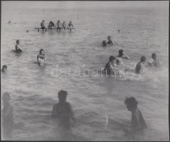 cca 1930 Nyaraló vendégek felvételei Balatonkeneséről, 3 db későbbi nagyítás, 17x21 cm