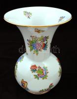 Herendi Viktória mintás váza, kézzel festett, hibátlan, jelzett, m:26,5 cm, d:20 cm