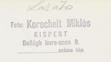 cca 1935 Korschelt Miklós (1900-1982): Lakatos, pecséttel jelzett vintage fotóművészeti alkotás, 23x...