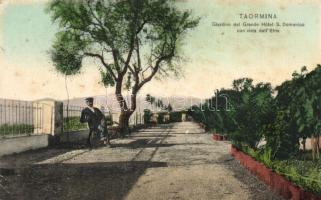 Taormina, Giardino del Grande Hotel S. Domenico con vista dellEtna (EB)