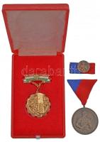 1964. "Munkásőr" Br kitüntetés mellszalagon, miniatűrrel szalagsávon + DN "Kiváló Ter...
