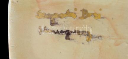 Segesdi Bori (keramikus): Ékszertartó. Mázas festett kerámia, hibátlan, jelzett, 9×6 cm