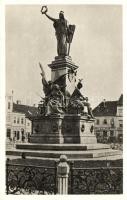 Arad, Vértanu szobor / statue, Kossuth Lajos So. Stpl (EB)