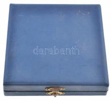 Papp László (1947-) 1988. "Első királyunk Szent István halálának 950. évfordulóján a Szent Jobb...