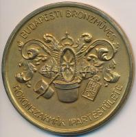 1947. "Budapesti Bronzműves Rokonszakmák Ipartestülete" Br emlékérem eredeti dísztokban (56mm) T:2