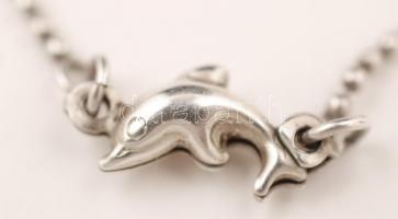 Ezüst(Ag) delfines bokalánc, 2 db ezüst(Ag) gyűrű(53), egyiken kövekkel, másik törött, jelzett, 5,25...