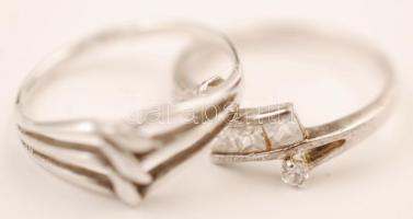 Ezüst(Ag) delfines bokalánc, 2 db ezüst(Ag) gyűrű(53), egyiken kövekkel, másik törött, jelzett, 5,25...
