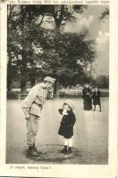 Az Érdekes Újság pályázatának legszebb képei: Jó napot katona bácsi! / WWI picture of the Hungarian "Interesting Newspaper", soldier and boy (cut)