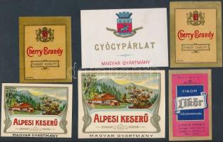 cca 1910-1940 36 db háború előtti vegyes italcímke, bor pezsgő, égetett szesz, Grünfeld készítmények benne litho is, jó állapotban / 36 vintage alcohol labels, with lithos
