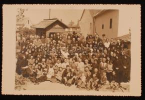 1936 Korabeli fotó: Nagyszalontai konferencia gyülekezet. Foto: Davidovits Salonta. 11x17cm