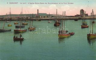 Camaret-sur-Mer, port, Notre Dame de Roc-Amadour church, Vauban tower, boats